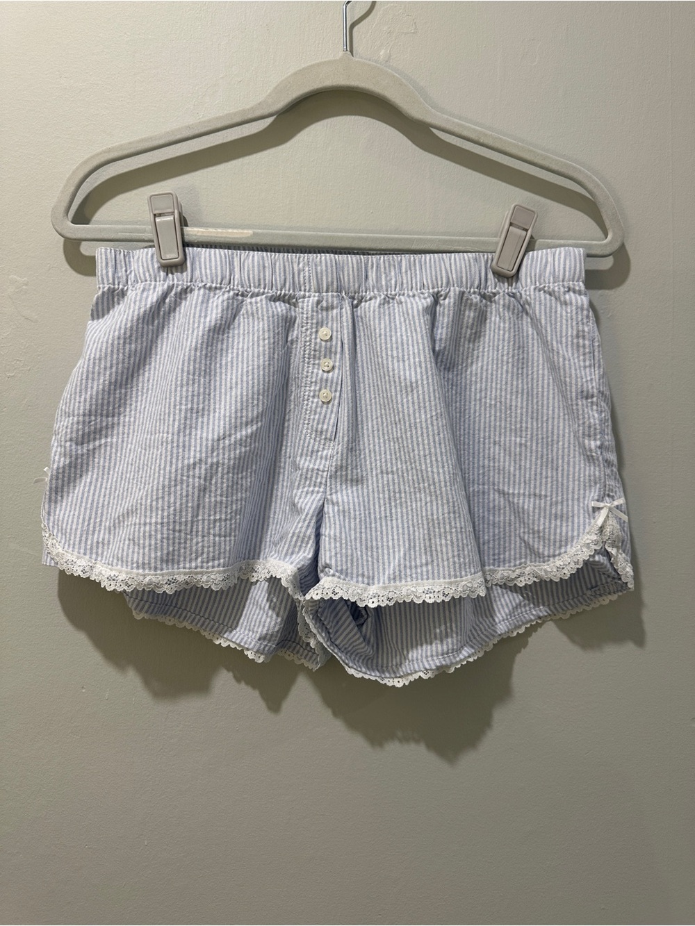 Brandy Melville Blue and White Striped Shorts, NWOT